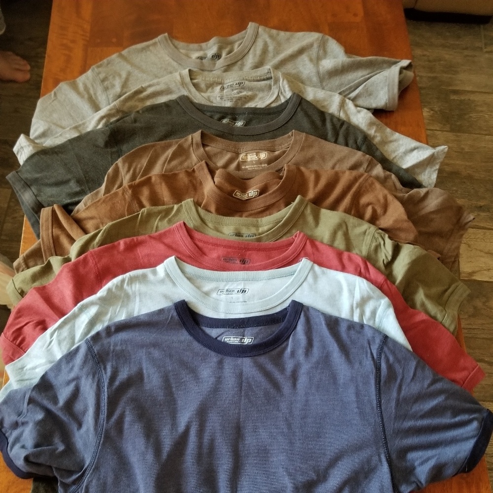 Mens Large, 8 T-shirts for